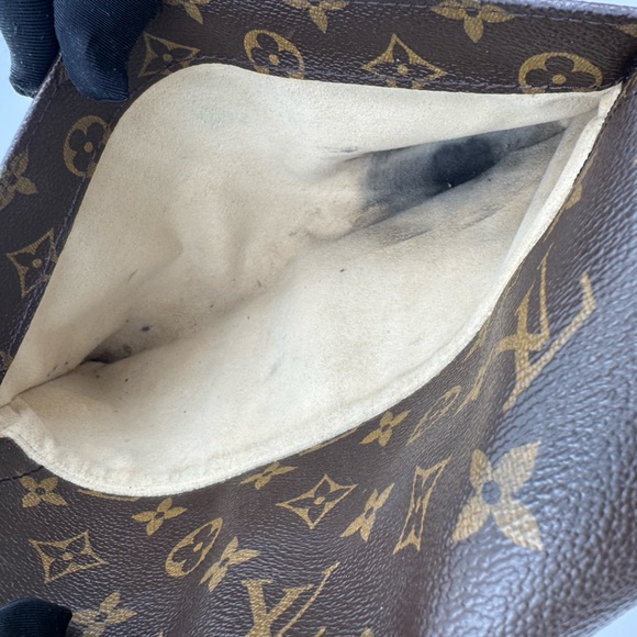 Louis Vuitton Monogram Beverly MM - Picture 12 of 14